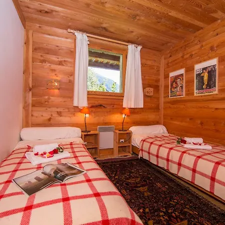 Sainte-foy-l'argentiere Chalet Sleeps 6