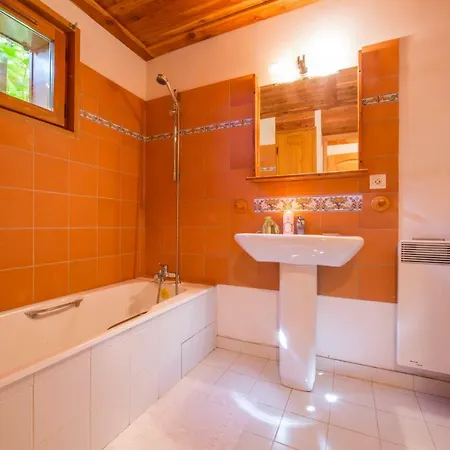 Sainte-foy-l'argentiere Chalet Sleeps 6 *