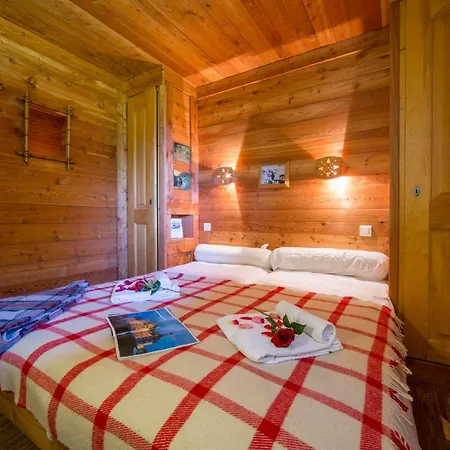 Sainte-foy-l'argentiere Chalet Sleeps 6 *