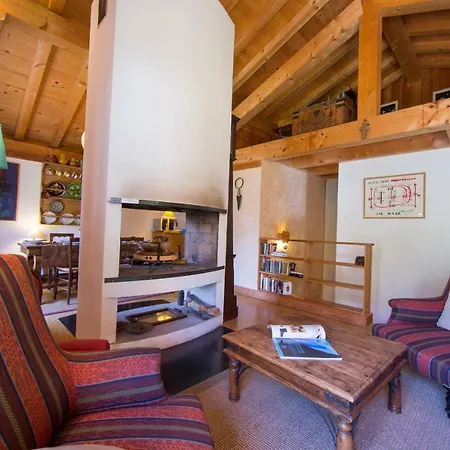 Sainte-foy-l'argentiere Chalet Sleeps 6 Chalet Chamonix