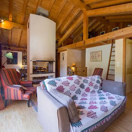 Sainte-foy-l'argentiere Chalet Sleeps 6 Chalet